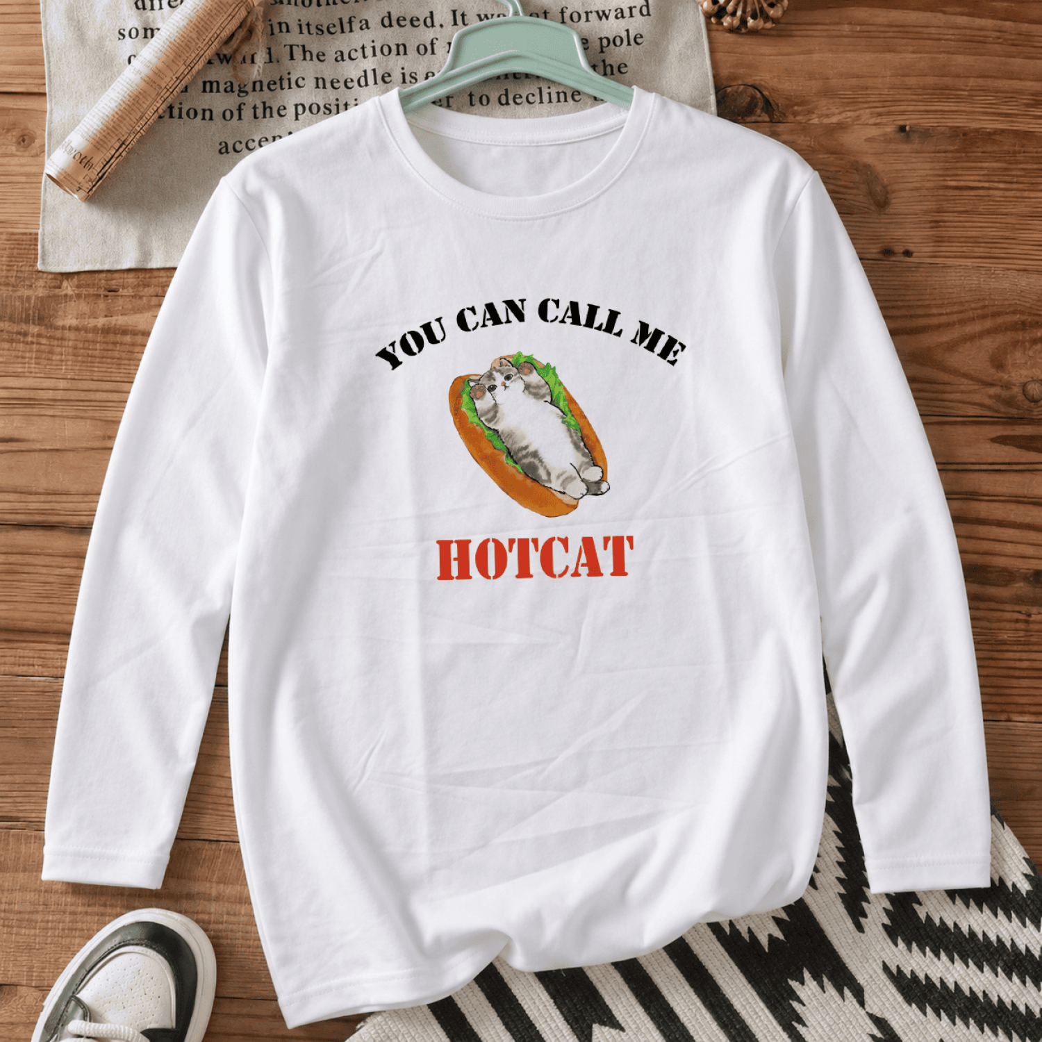 Лонгслів з принтом «You can call me HOTCAT»